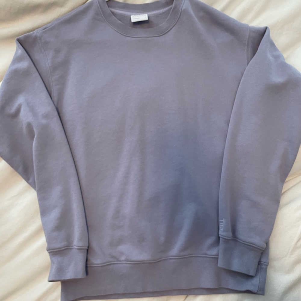 TNA CREW NECK SIZE SMALL -$25